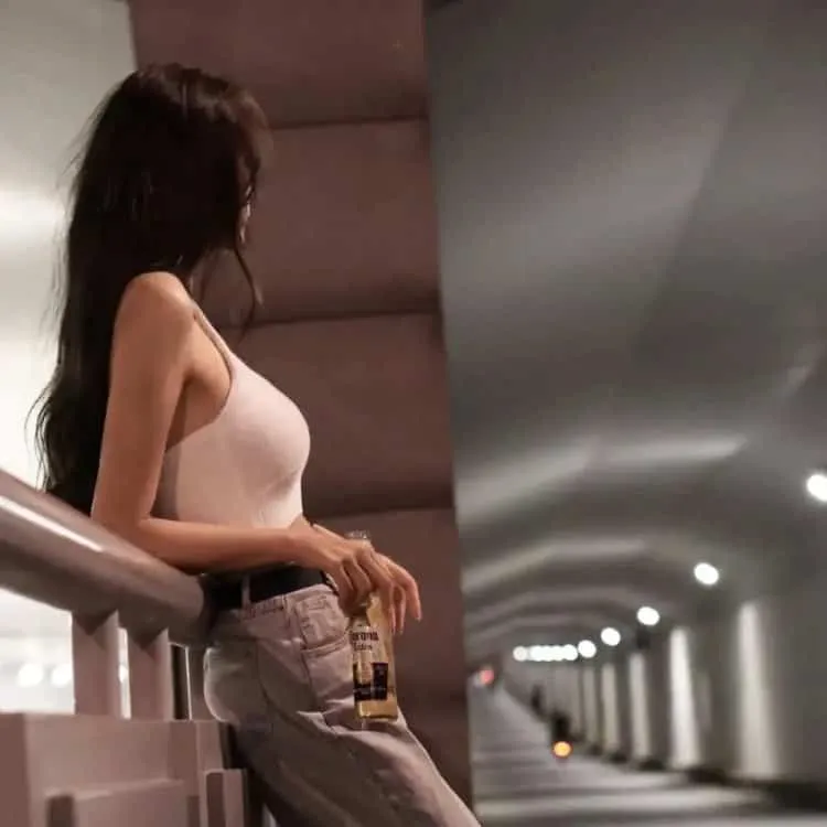 极致色彩的悲剧《被嫌弃的松子的一生》无删减版：为了得到爱奉献一切却跌入地狱，看哭千万网友