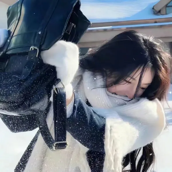 【阶级刺痛】《下女》全度妍李政宰超清版：保姆被男主人诱惑怀孕，在上流社会的压迫下走向毁灭