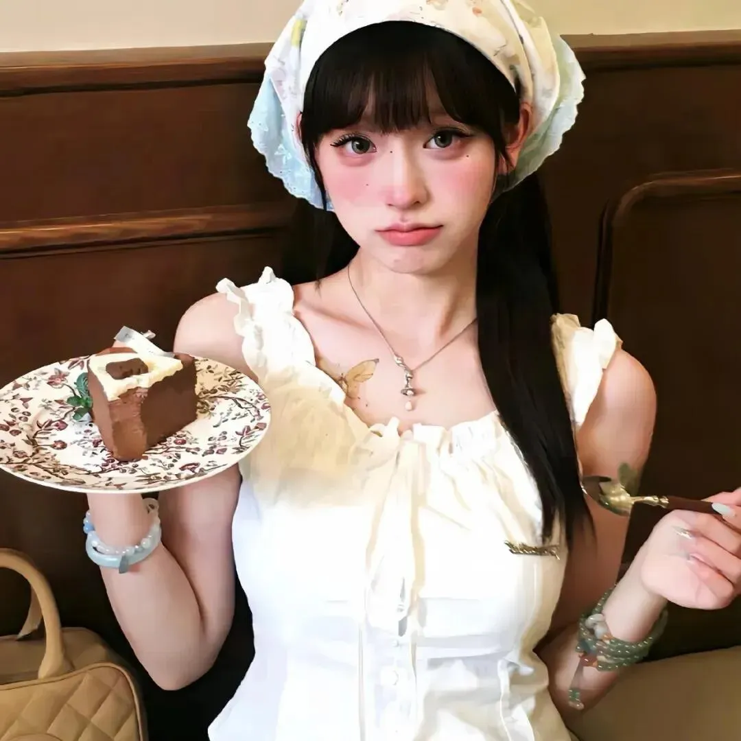 【高分生活剧】《西瓜》小林聪美市川实日子：四个不同性格的女人在合租屋里的清凉夏日，治愈神作