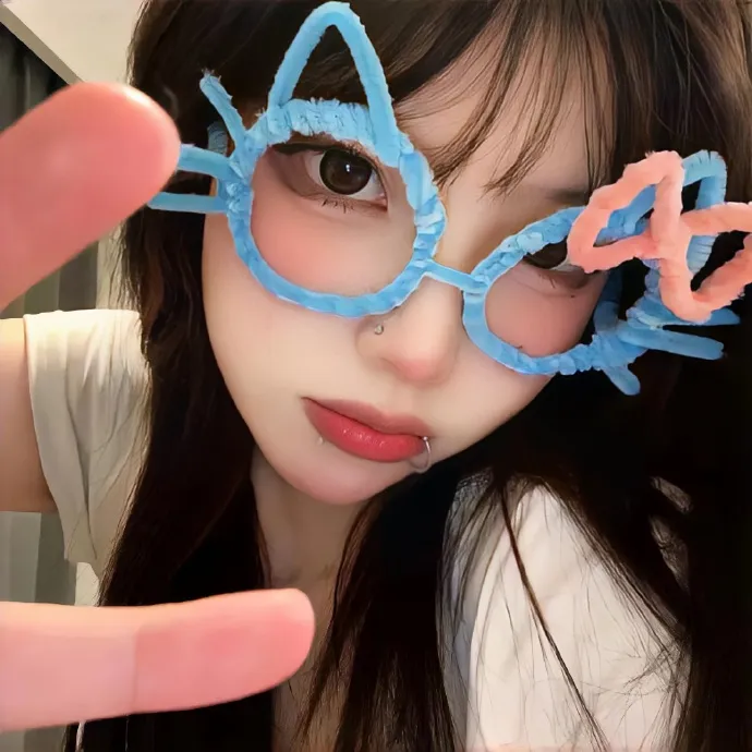 奇幻高甜《大力女子都奉顺》超清在线：萌妹子手撕黑帮，朴炯植在线护妻
